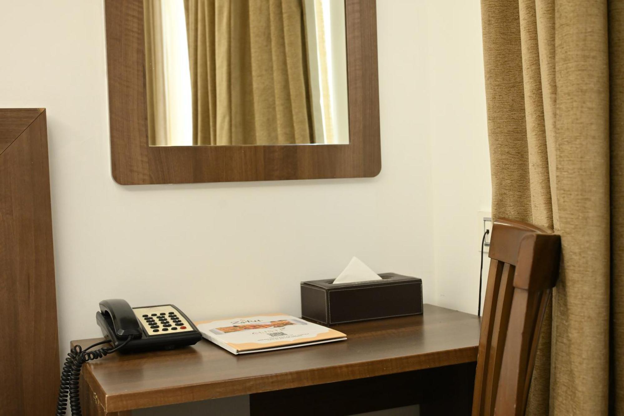 Abode By Aliste Hotels- 2 Minutes Walking To Golden Temple, Amritsar Exterior foto