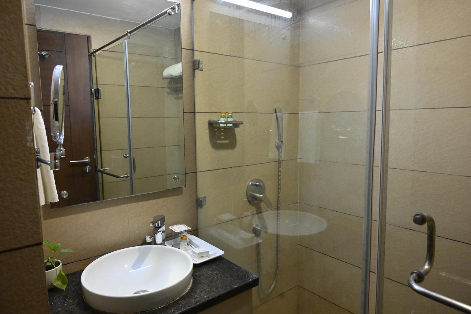 Abode By Aliste Hotels- 2 Minutes Walking To Golden Temple, Amritsar Exterior foto